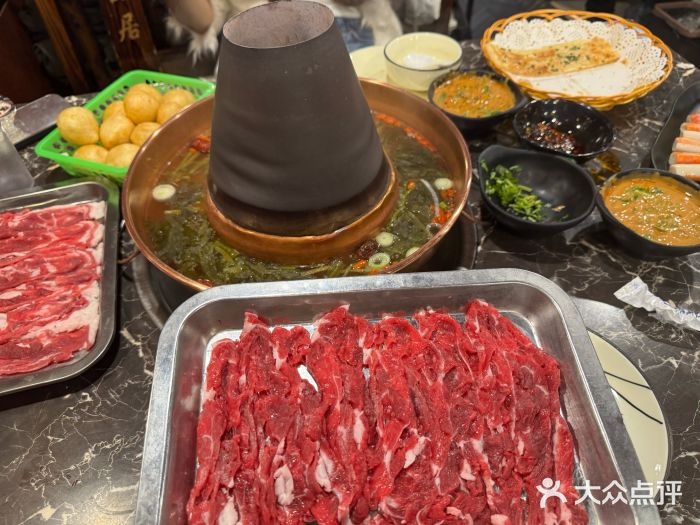 颐品居涮肉(乌鲁木齐中路店)图片