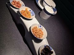 -凤凰湘语·平价海鲜餐厅(浦东旗舰店)