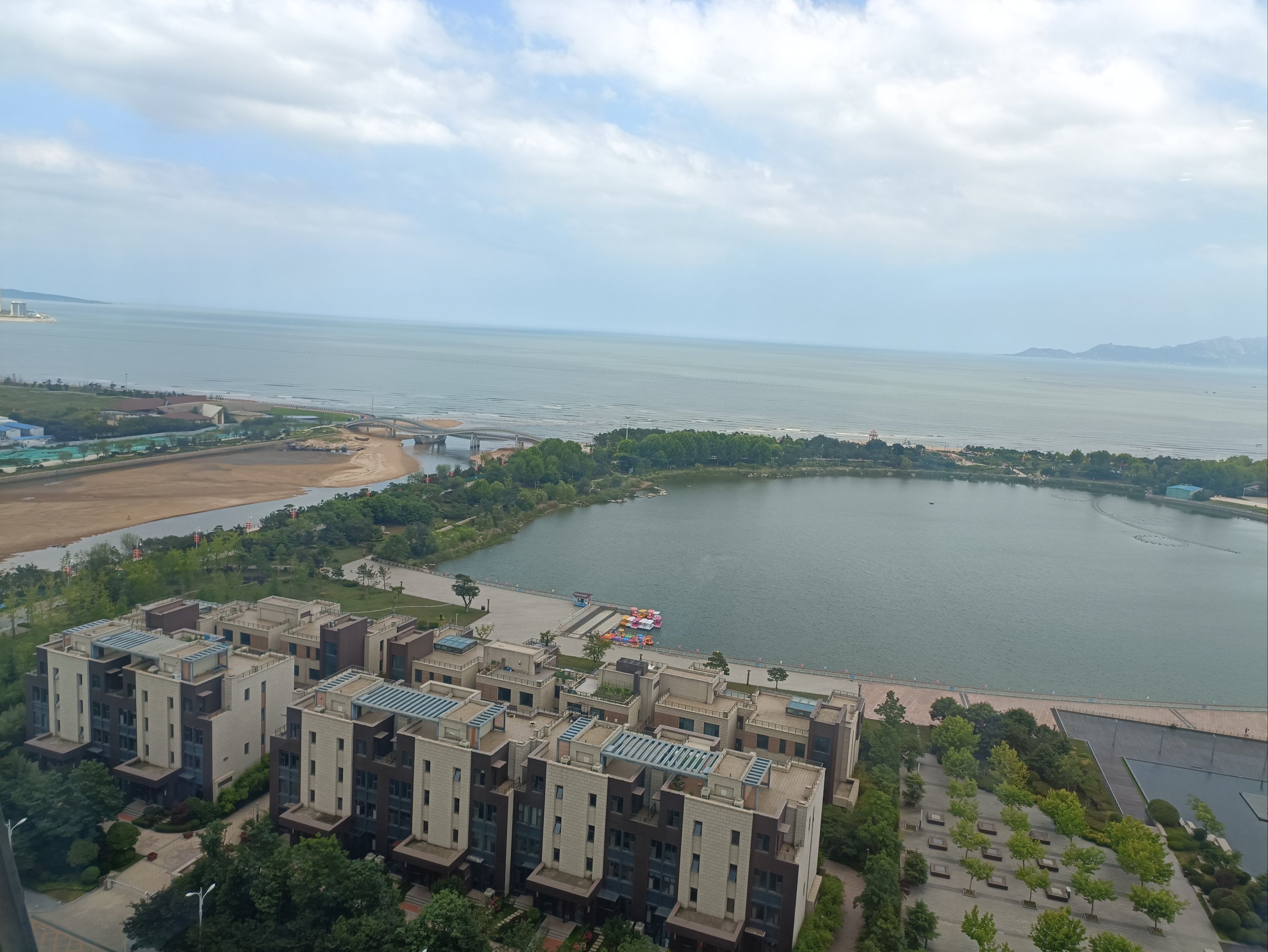 烟台海阳海景房图片