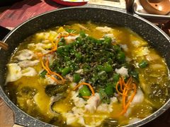 -山城外·非遗酸菜鱼(财富中心店)