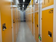 -安东易迷你仓自助寄存仓库(淞虹路店)