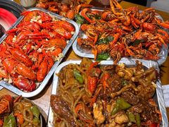 -松哥油焖大虾.小龙虾.黑鸭煲(海岸城店)