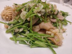 芫爆鱿鱼卷-东兴楼饭庄(六里桥店)