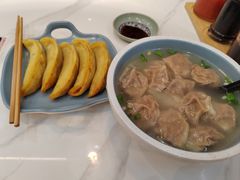-老新隆牛肉锅贴(新街口店)