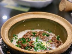 窝蛋牛肉饼煲仔饭-红星光发煲仔饭(文海店)