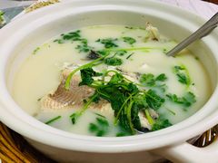 砂锅鱼头-鱼水情·农家菜·大鱼头(南山竹海店)