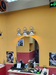 点击看大图 -Devilhands Barbershop男士理容店