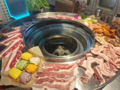 -哈哈碳都·牛肋条无限自助烤肉(宝龙店)