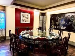 -梅龙镇酒家(南京西路总店)