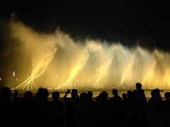 东港音乐喷泉广场-东港音乐喷泉广场