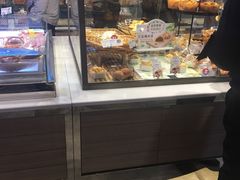 -巴黎贝甜(大宁国际商业广场店)