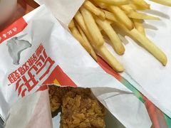 -麦当劳(民盈·国贸城店)