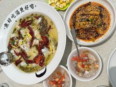 -江渔儿酸菜鱼(曜一城店)