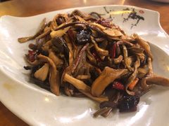 -小厨子私房菜·云南美食店
