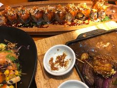 艳丽寿司卷-鳗鱼家·深夜食堂(军博店)