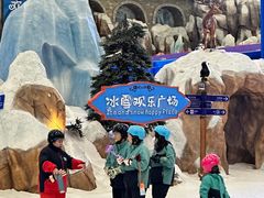 -长沙湘江冰雪世界