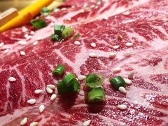 -山川小町·极番烧肉(新地假日广场店)