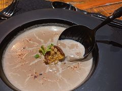 卡布奇诺蘑菇汤配牛肝菌-AZUL by FUEL蓝色·法式酒馆(琶醍店)