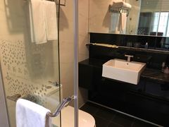 -蓬客精品酒店(南山海岸城购物中心店)