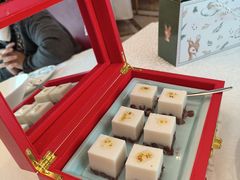 -品海楼·大连海胆锅贴馆(东港店)