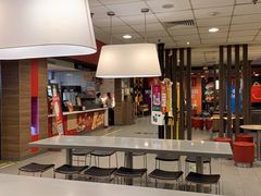 大堂-麦当劳(北京南站店)