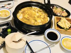 -烹然四季椰子鸡火锅(团结湖总店)