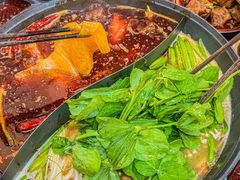 -赵美丽·重庆社区火锅·直营店(火车东站·中豪国际店)