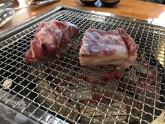 五花肉-肉甲韩国木炭烤肉(新壹街1店)