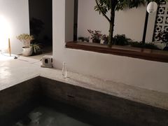 -成都院坝精品私汤民宿酒店