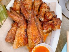 -东海岸人工湖美食村