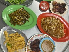 -黄亚华小食店(Jalan Alor)