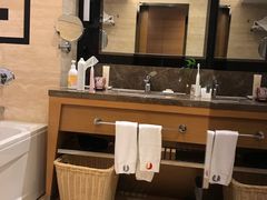 -海创大连科技交流中心(海事大学地铁站店)