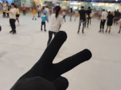 -正佳冰河湾真冰滑冰场