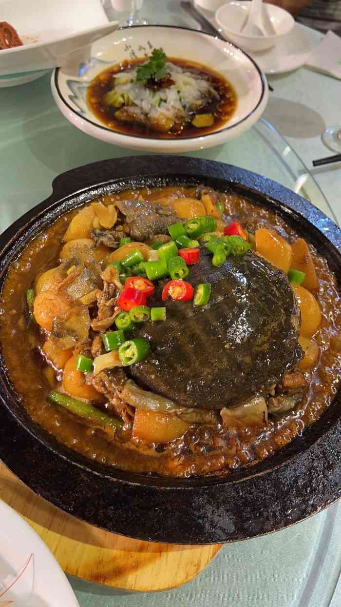 喜唐大酒楼(巴国城店)-"第一次来喜唐吃饭,感觉还不错,特别是环境.