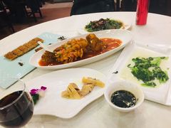 -梅龙镇酒家(南京西路总店)