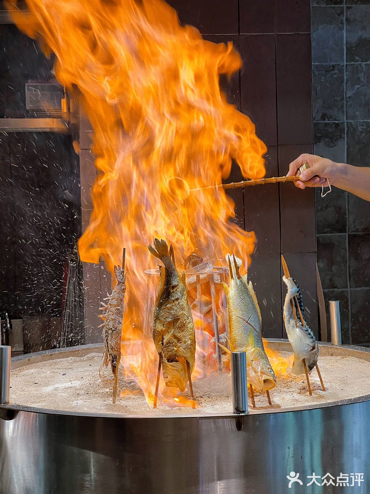 龙华烧肉新店！好吃不贵氛围敲chill ~