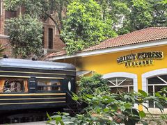 -火车头法国西餐厅