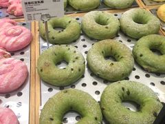 抹茶巧克力豆乳酪面包-LELECHA乐乐茶(上海五角场万达广场店)