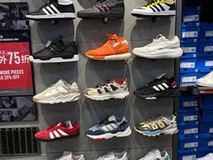 -Adidas(东荟城店)