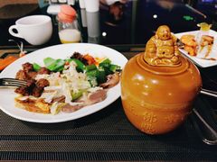 -怡豪大饭店·银顶旋转餐厅