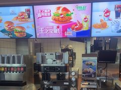 -麦当劳(鄂尔多斯机场店)