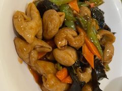 尖椒溜肥肠-上关雪東北菜(中房金谊店)