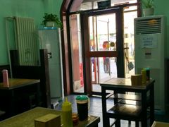 -丽虹云南过桥米线(兴工街店)