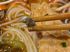 -丽丽三鲜螺蛳粉(田林路店)