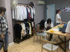-花儿照相馆·最美证件照(红旗街万达店)