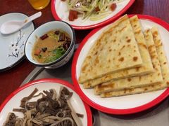 -聚首堂·特色小吃·肘子(什刹海德胜门店)