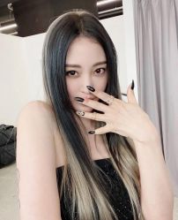 -AYO SALON
