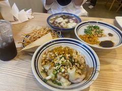 -正南齐北·老街糯米团(洪崖洞店)