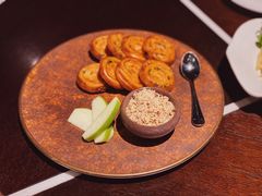 鹅肝酱葱油饼-杭州西子湖四季酒店·金沙厅