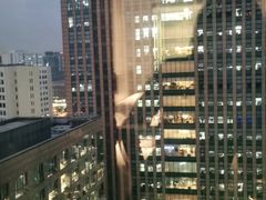 -上海漕河泾万丽酒店